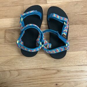 Tevas Kids Size 4 Sandals REI Blue Yellow Youth Boys Girls